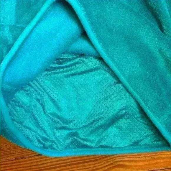 Patagonia Women's Polartec 1/4 T Snap Teal Fleece Pullover Size Small Sweater - Picture 4 of 5